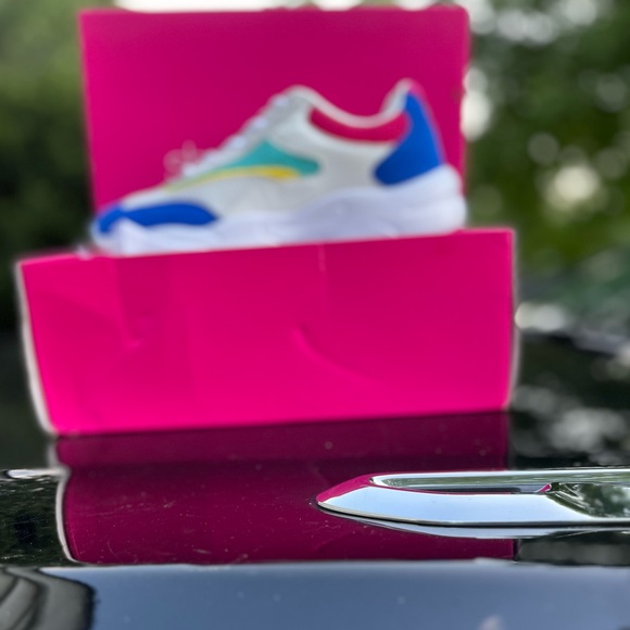 Athletic women’s shoes multi color by Shoe dazzle - Picture 2 of 4